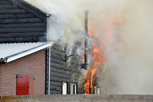 2019/124/20190608-14u29 GB 019 Grote brand Sloterweg.jpg